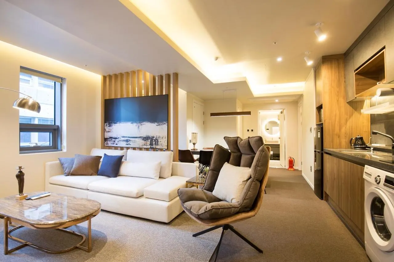 Uh Suite The Gwanghwamun Seoul Apartment